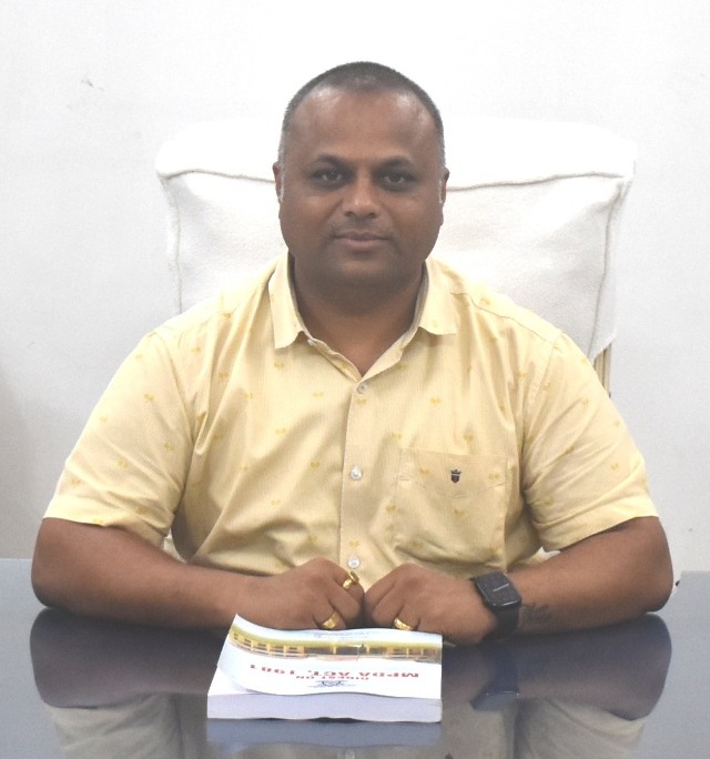 नितीन चिंचोळकर 